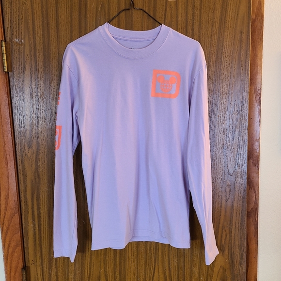 Disney Parks Long Sleeved T-Shirt in Size Small - Picture 1 of 6
